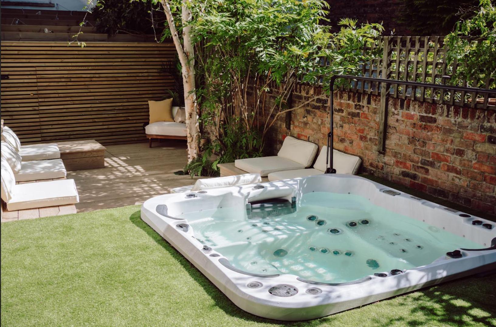 Town Centre Garden Retreat Leilighet Cheltenham Eksteriør bilde